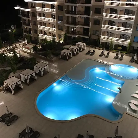 Valencia Gardens Lux Terrace Apartment Nesebar